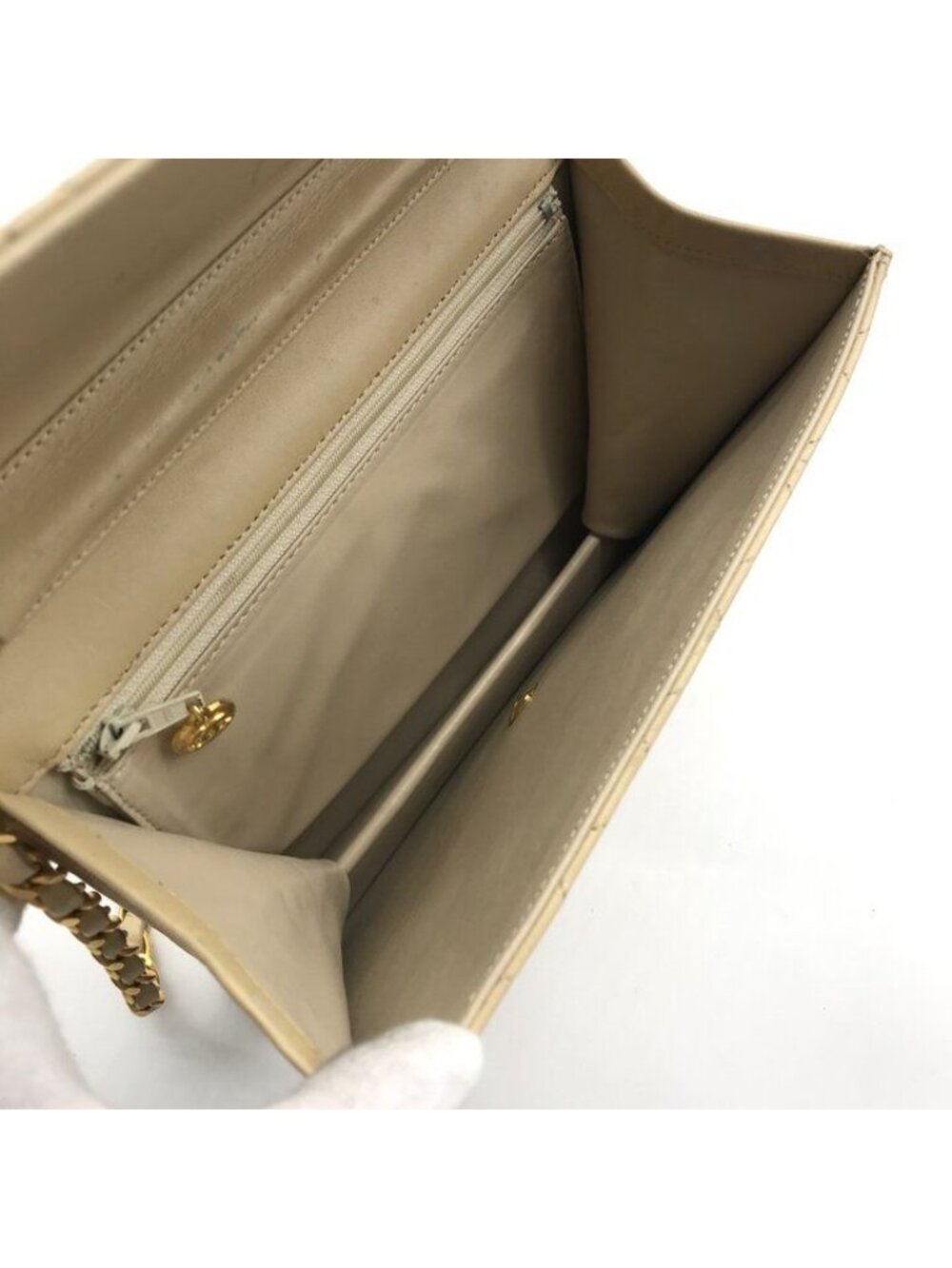 Chanel Quilted Shoulder Bag Chain Gold Beige - Picture 9 of 10